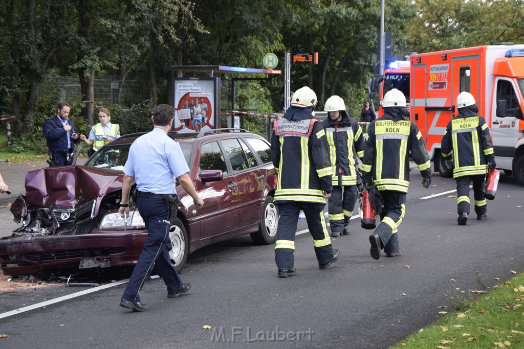 VU Koeln Buchheim Frankfurterstr Beuthenerstr P063.JPG - Miklos Laubert